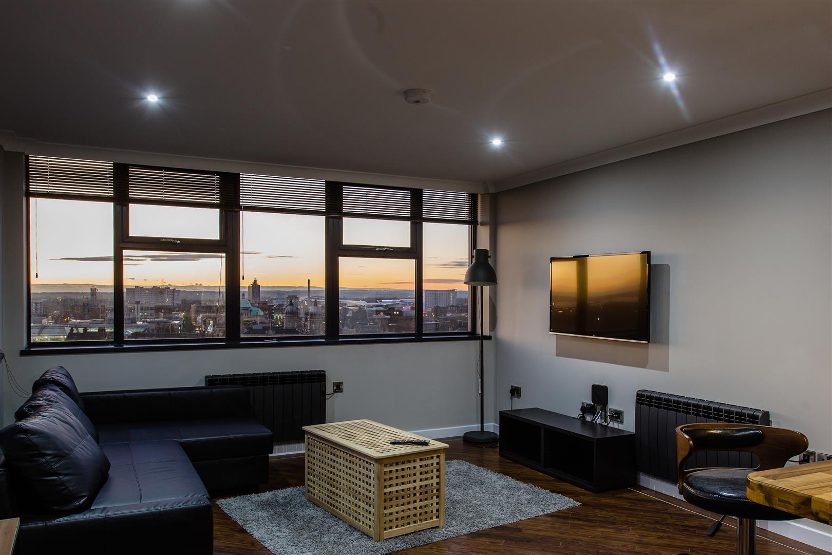 Essex House photo 2